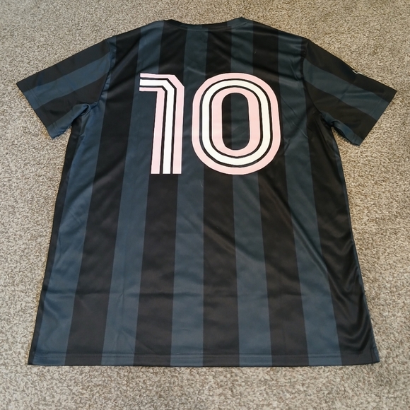 Messi Collection Lionel Messi Inter Miami #10 Soccer Jersey Men's Size Large NWT - Picture 2 of 6